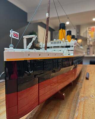 LEGO® Creator Expert Titanic