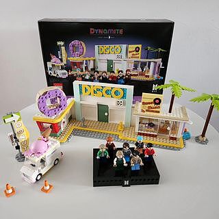 LEGO® Ideas BTS Dynamite