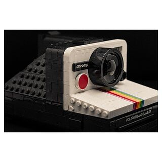 LEGO® Ideas Polaroid OneStep SX-70 Camera