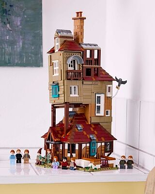 LEGO® Harry Potter™ The Burrow – Collectors’ Edition