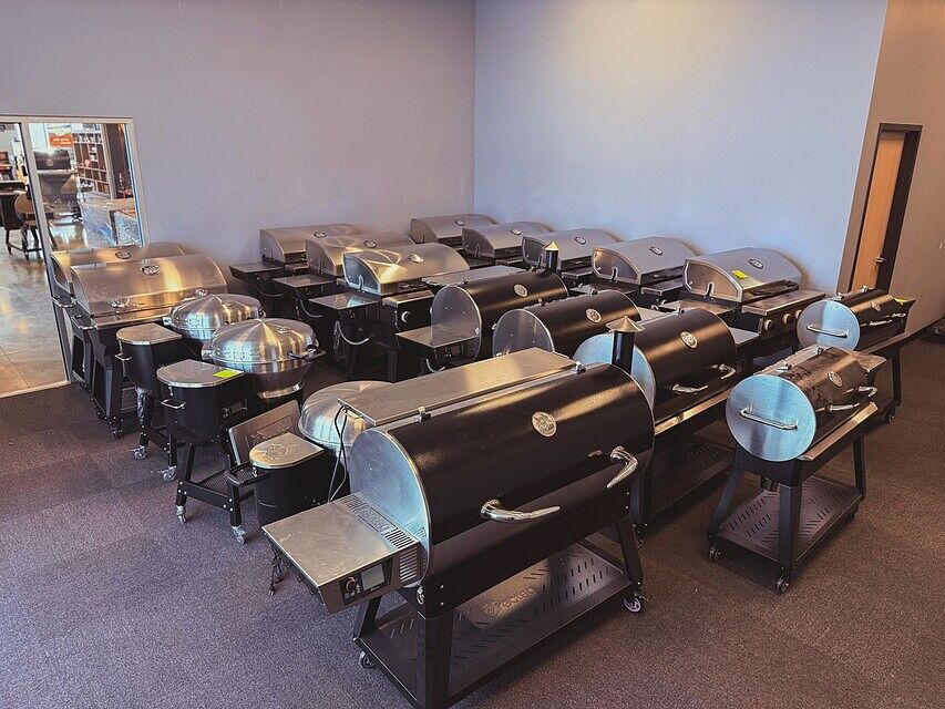 🚨 HOLIDAY SCRATCH & DENT GRILL SALE 🚨
We’ve got a great lineup waiting for you, and it’s all marked down at irresistible prices at BOTH our Evans, GA & Lehi, UT locations! Don’t forget to tag that friend who’s been waiting to join the recteq family!
Evans, GA Scratch & Dent Sale Details:
Friday, December 26th: 9AM - 7PM
Saturday, December 27th: 9AM - 3PM
Lehi, UT Scratch & Dent Sale Details: LIMITED SELECTION LINEUP:
Friday, December 26th: 9AM - 5PM
Saturday, December 27th: 9AM - 3PM
The fine print… This sale is first come, first served. Grills must be picked up at the time of purchase, as we are unable to store items after the sale. All grills are sold as assembled units, and we are not able to offer any shipping or delivery services, nor can we take a grill apart to make it fit in your vehicle. Make sure you have a vehicle large enough and straps and/or rope to secure it, as we are not responsible for securing/transporting. All sales are final and non-refundable. All grills have been tested and carry a 30-day parts warranty. We are not able to reserve grills