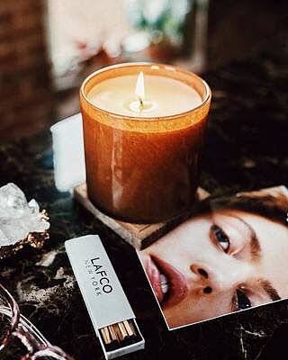 Amber Black Vanilla | Signature 15.5oz Candle
