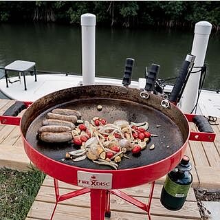 Long Grilling Tongs: Ultimate Gripping Weapon