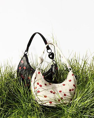 CHERRY ON TOP SHOULDER CREAM