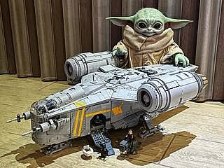 LEGO® Star Wars™ Ultimate Collector Series - The Razor Crest™