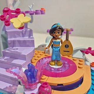 LEGO® Disney™ The Enchanted Treehouse