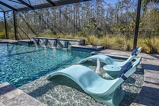 Signature Chaise Deep