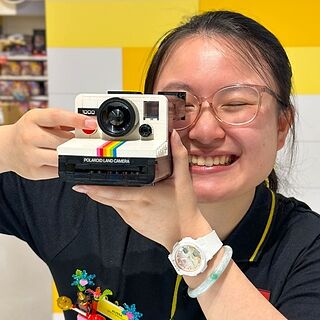 LEGO® Ideas Polaroid OneStep SX-70 Camera