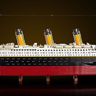 LEGO® Creator Expert Titanic