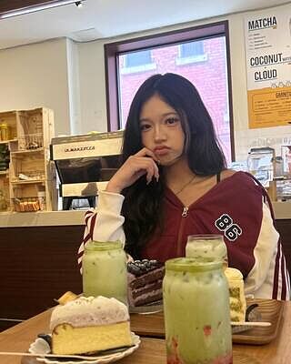 Embroidered Hooded Crop Track Jacket CF519