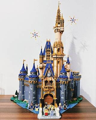 LEGO® Disney™: Disney Castle