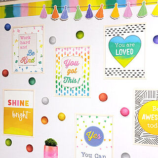Mini Posters: Creatively Inspired Poster Set