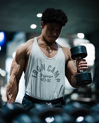 Throwback tank