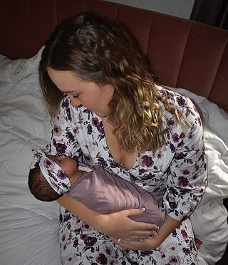 Demi's Dusty Purple Floral Knit Maternity Robe