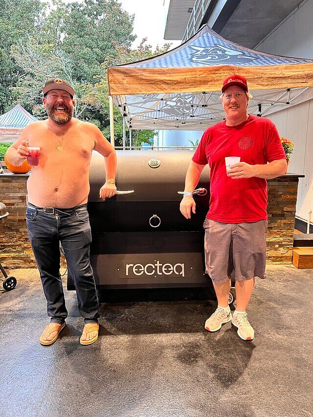 #recteqfamily, help us wish a BIG Happy Birthday to @bertkreischer! 🎉 Keep the laughs loud, the stories wild, and that BBQ rolling on your recteq! 🤘
