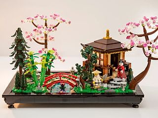 LEGO® ICONS™ Tranquil Garden