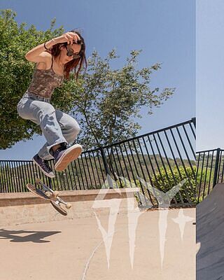 Summer’s here and the sun is in full swing ☀️🕶️
It’s the perfect day to get out there and move your body. Whether you’re stackin’ clips or hanging at your local- GO SHRED!
Happy Go Skate Day! #WhatsYourHappy #SpyOptic