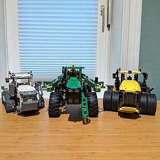 LEGO® Technic™ John Deere 948L-II Skidder