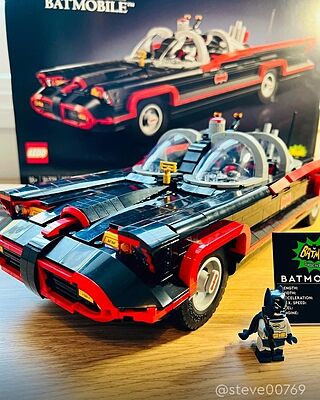 LEGO® DC Batman™: The Classic TV Series Batmobile™