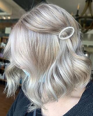 Radiance - Metal Oval Hair Clip (Silver)