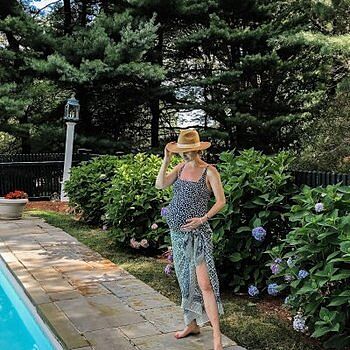 Exclusive Ivory Wide Brim Sun Hat | Toucan Hats display picture 1