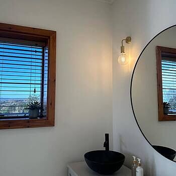 Sleek Edison Wall Light