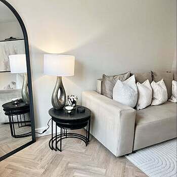 Ornate Ellipse Table Lamp