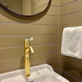 Urban Round Wall Mirror - 31 inch