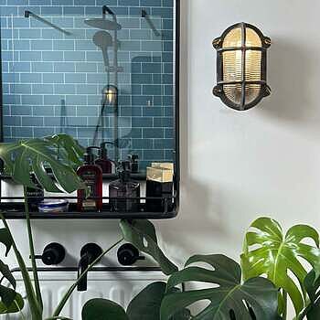 Bulkhead Outdoor & Bathroom Oval Wall Light - 6 Inch