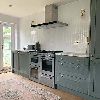 Sleek Edison Wall Light