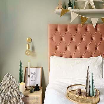 Sleek Edison Wall Light