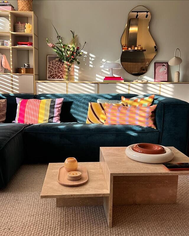 My home lately. Where sun is the best decoration. 

Fijne woensdag 

Merkjes zijn getagt. Niet gesponsord 

#howihome  #interiorharmoni #interiorliebe #somewhereiwouldliketolive #somewhereiwouldliketogo #love2style #shabbyyhomes #housetohome #fyp #fouryou #placetobe 
#livingroom #livingroomideas #livingroominspiration #livingroominspo #livingroomdecor #woonkamer #woonkamerinspiratie #wohnzimmer #wohnzimmerideen #instagraminteriorchallenge 
#homedecor #sisustus #dekoliebe #vtwonenbijmijthuis