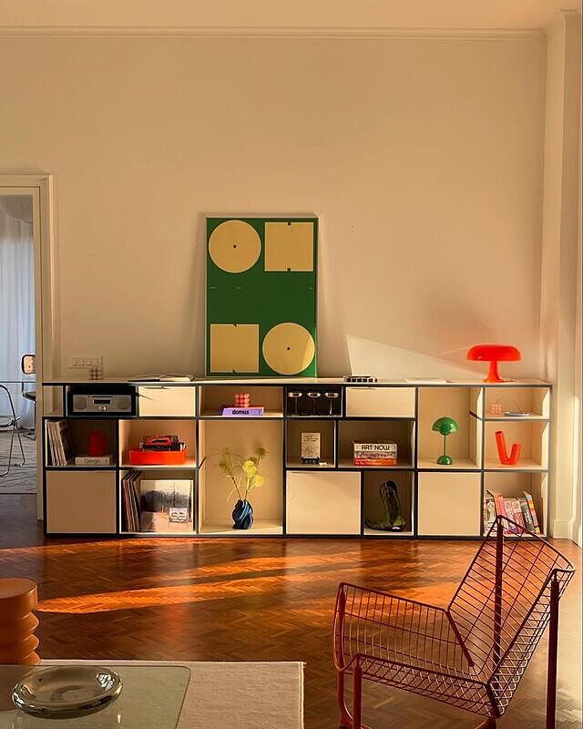 Sunny days ✨🌞

#artprints #livingroomdecor #livingroomdesign #livingroominspo #livingroomgoals #mylvngrm #interiordesign #homedecor #homeinspo #homeinspiration #furnituredesign #interiorlovers #cornersofmyhome #interiorhome #apartmenttherapy #interiordetails #interiorstyling #cozyroom #DROOLHome #sk 

•••

Altbau - Interior - Midcentury - Home Design - Contemporary - Gallerywall - Modern living - Slow living - Cozy home - Apartment design - Creative spaces - Design trends - Explore page
- Livingroom - Stylish living -
Decoration - Eames - Vitra - Design -
Design classics