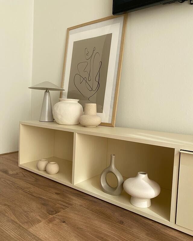Zen saturday ✨ #woonkamer #woonaccessoires #itsallaboutthedetails #woonaccessoires #accessoire #wabisabistyle #japandistyle #japandihome #huisinrichting #huisstijl #livingroominspo #inspotoyourhome #inspo123 #interiør123 #intérieur