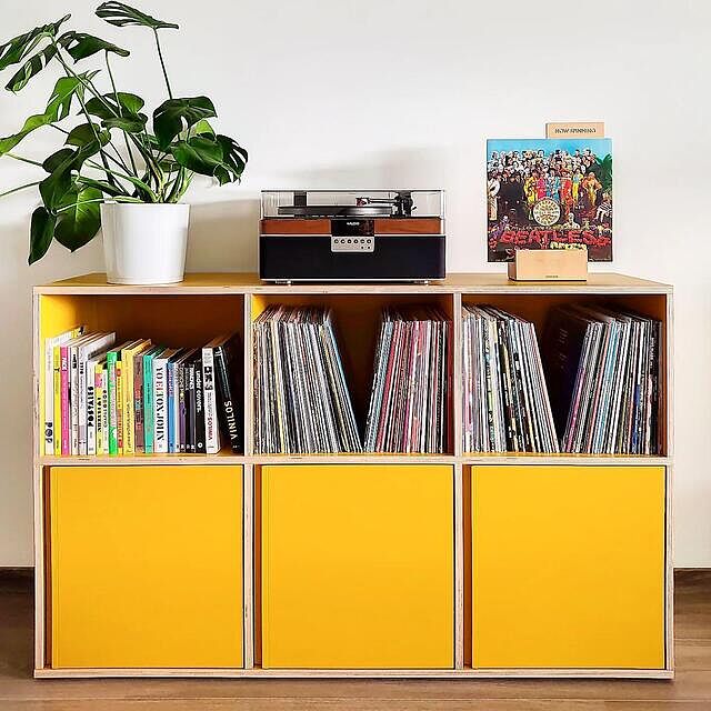 : Here It's My New tylko chest of drawners
.
I needed more storage space in my living room and decided to trust tylko again
.
tylko allowed me a personalized design, quality finishes and a wide range of possibilities.
.
I chose a classic design, durable and timeless. The Type01 Plywood is a true modern classic that makes organisation simple.
.
Built in premium birch plywood. 13 layers of beautiful hardened birchwood, finished with hand-oiled edges that showcase the natural wood grain.
.
Do u want some reasons to love tylko?

- Long-lasting beauty
- Attention to detail
- Timeless colours
- Easy click-in assembly
- 100 days to settle in

Visit & Discover All the Range Of Tylko Products At (Link In Bio): www.tylko.com