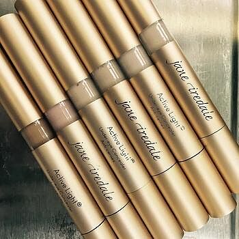 Active Light® Under-eye Concealer