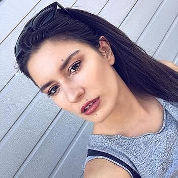 Amazing Base® Loose Mineral Powder SPF 20