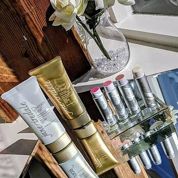 Dream Tint® Tinted Moisturizer SPF 15