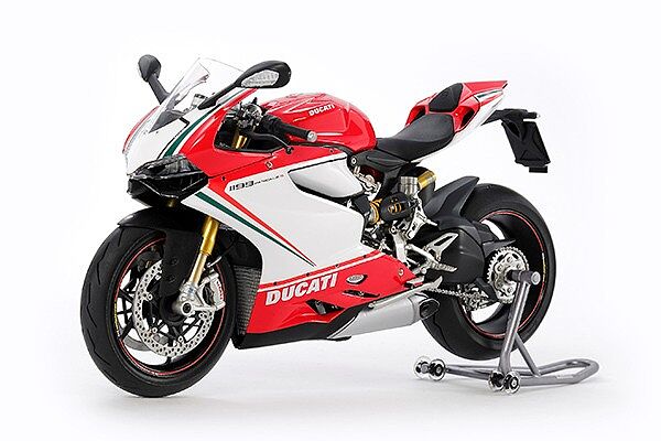 タミヤ★DUCATI916製作品★ Tamiya - Ducati 916 - Finale - YouTube