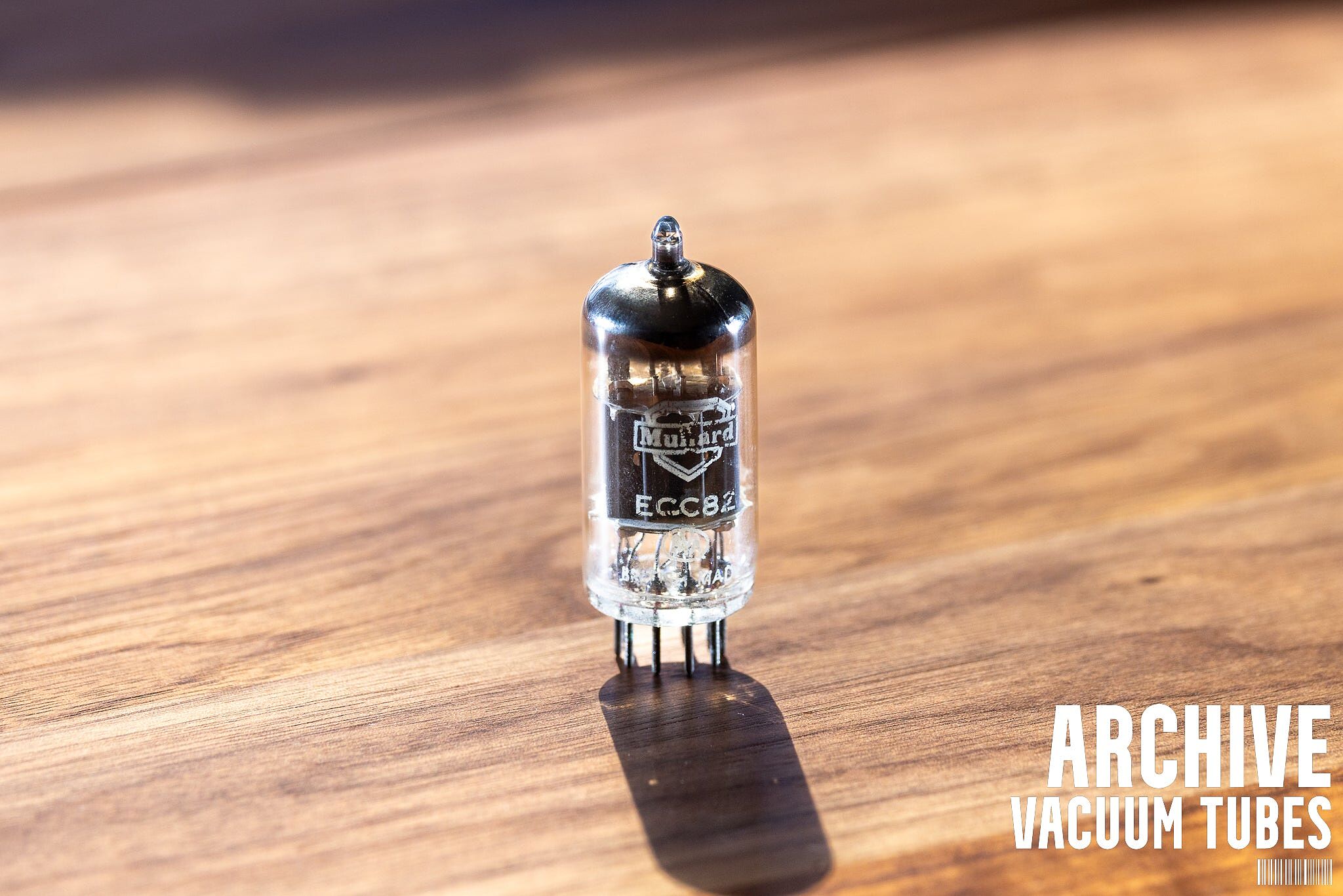 Mullard M8162 (CV4024/ 12AT7WA) Vacuum Tube