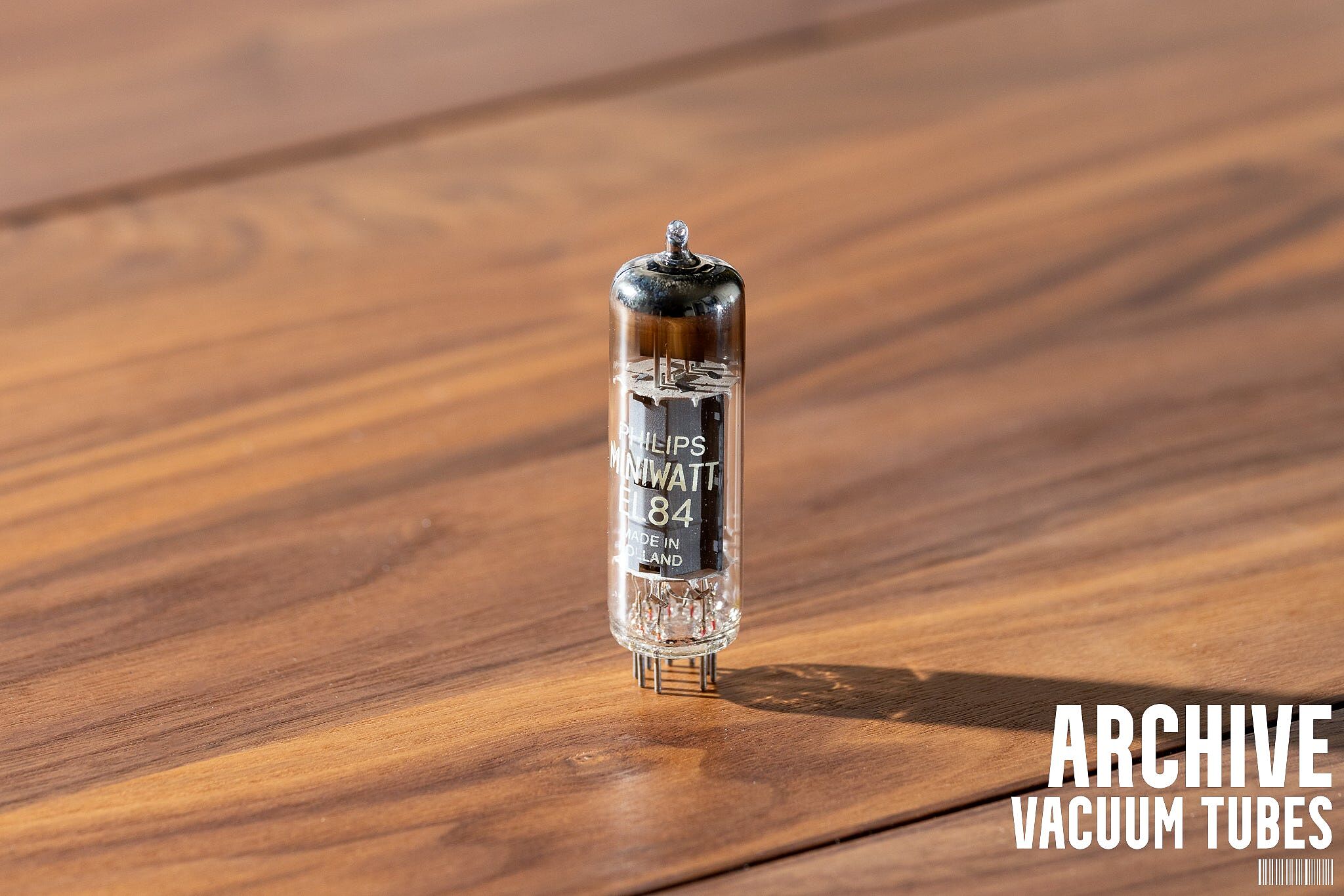 Mullard M8162 (CV4024/ 12AT7WA) Vacuum Tube