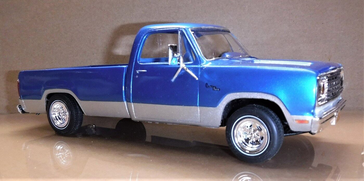 mpc 1/25 ダッジ D100 ピックアップ 1978年型 w/ミニバイク MPC 1978 Dodge D100 Pickup 1/25 Scale Model Kit Review Build
