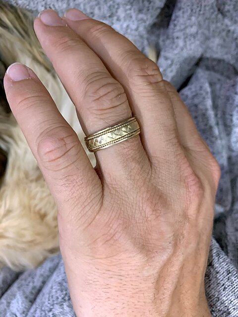 Beautiful Ring! Just as pictured!