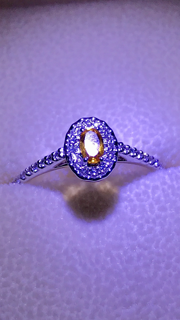 Classic Oval Citrine Ring