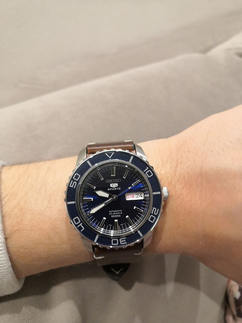 seiko fifty five fathoms automatic blue dial men's watch