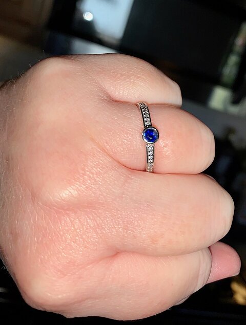 Beautiful Sapphire ring and sparkly diamonds