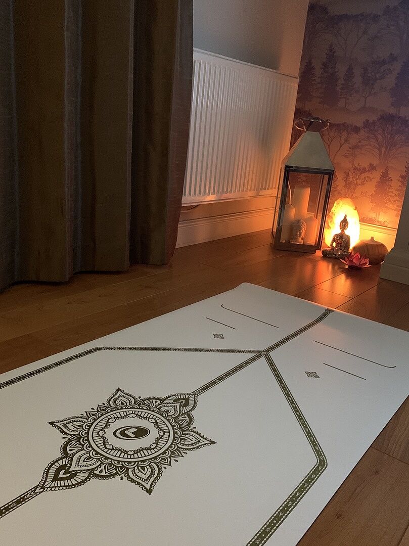 Liforme White Magic Yoga Mat Unrivalled Grip & Alignment System