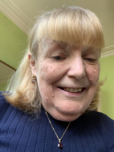 These pear-shaped earrings and pendant are beautiful!