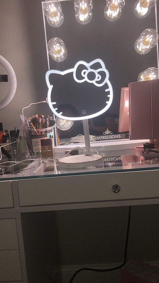 Hello Kitty LED Rechargeable Makeup Mirror • Impressions Vanity Co.