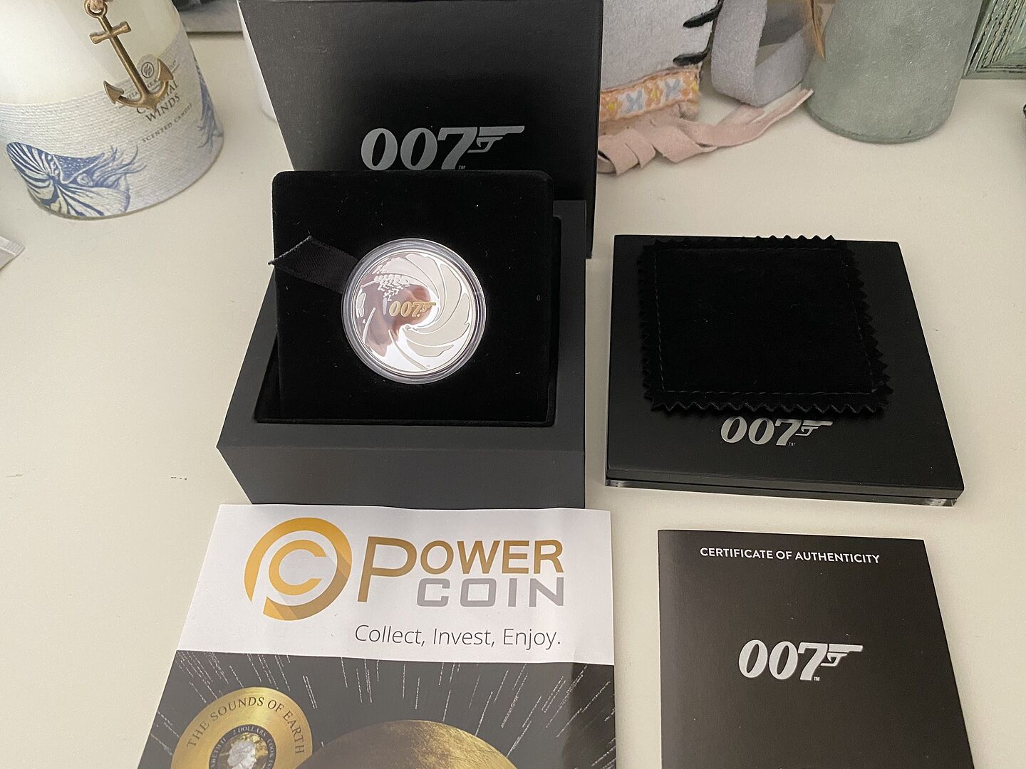 JAMES BOND 007 Agent 1 Oz Silver Coin 1$ Tuvalu 2020